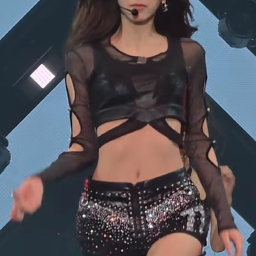 썸네일-ITZY   YUNA-이미지