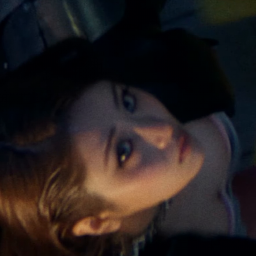 LESSERAFIM - YUNJIN-메인 썸네일 이미지