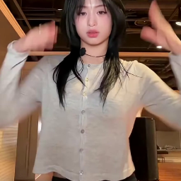BABYMONSTER - AHYEON-메인 썸네일 이미지